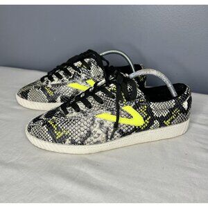 Tretorn Nylite 41 Plus Shoes Womens Size 9.5 Snake Print Neon Yellow Leather